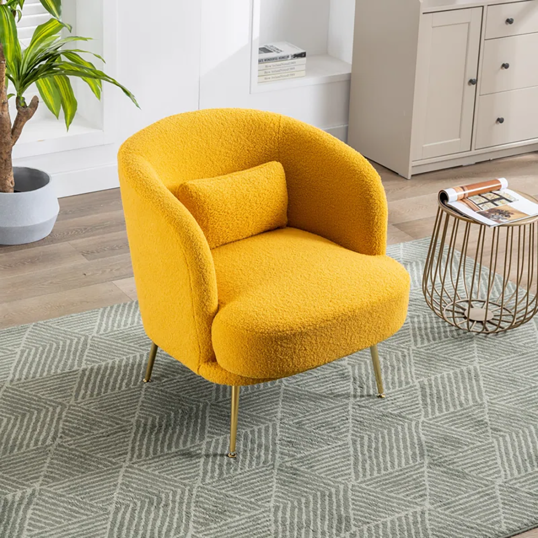 CreativeDecore Velvet Cititum Accent Chair/Lounge Chair for  Living Room, Bedroom, Armchair Sofa Chair with natural finish golden legs